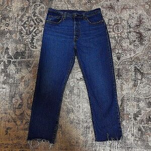 Levi’s Woman’s Blue Straight Leg High Rise Button Fly Jeans W29 L26